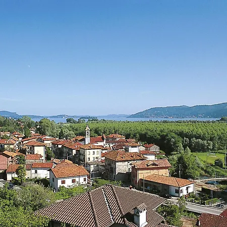 Isolino - Fon106 By Interhome *